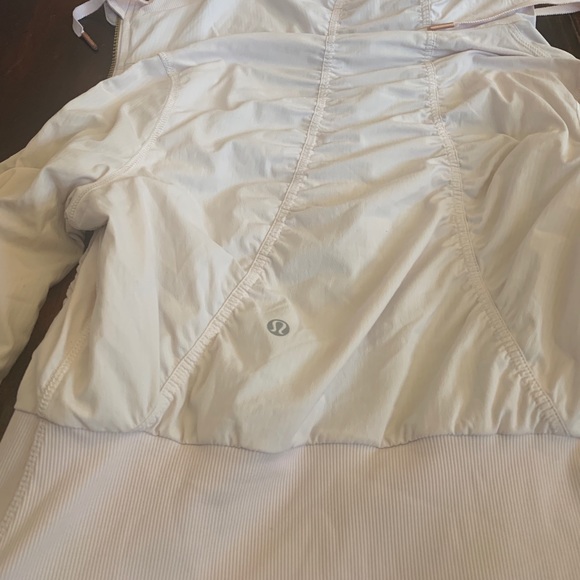 Lululemon jacket - Picture 5 of 6
